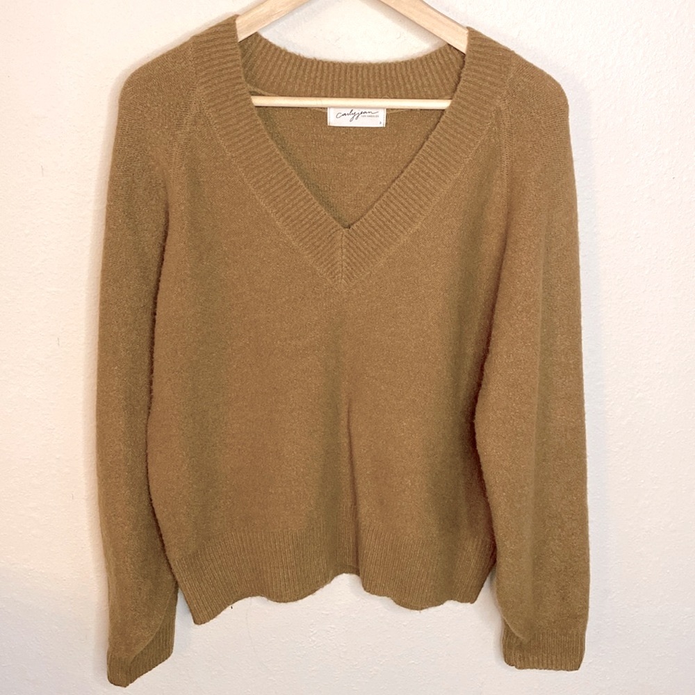 Carly Jean Los Angeles camel V-neck sweater. Size small.